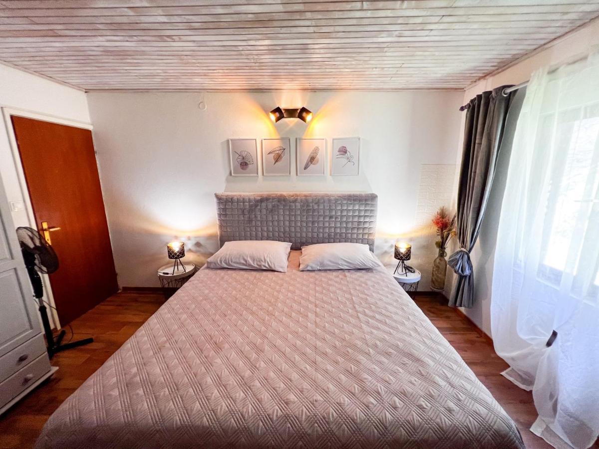 Apartment Cesare 3 Zastrazisce Екстер'єр фото